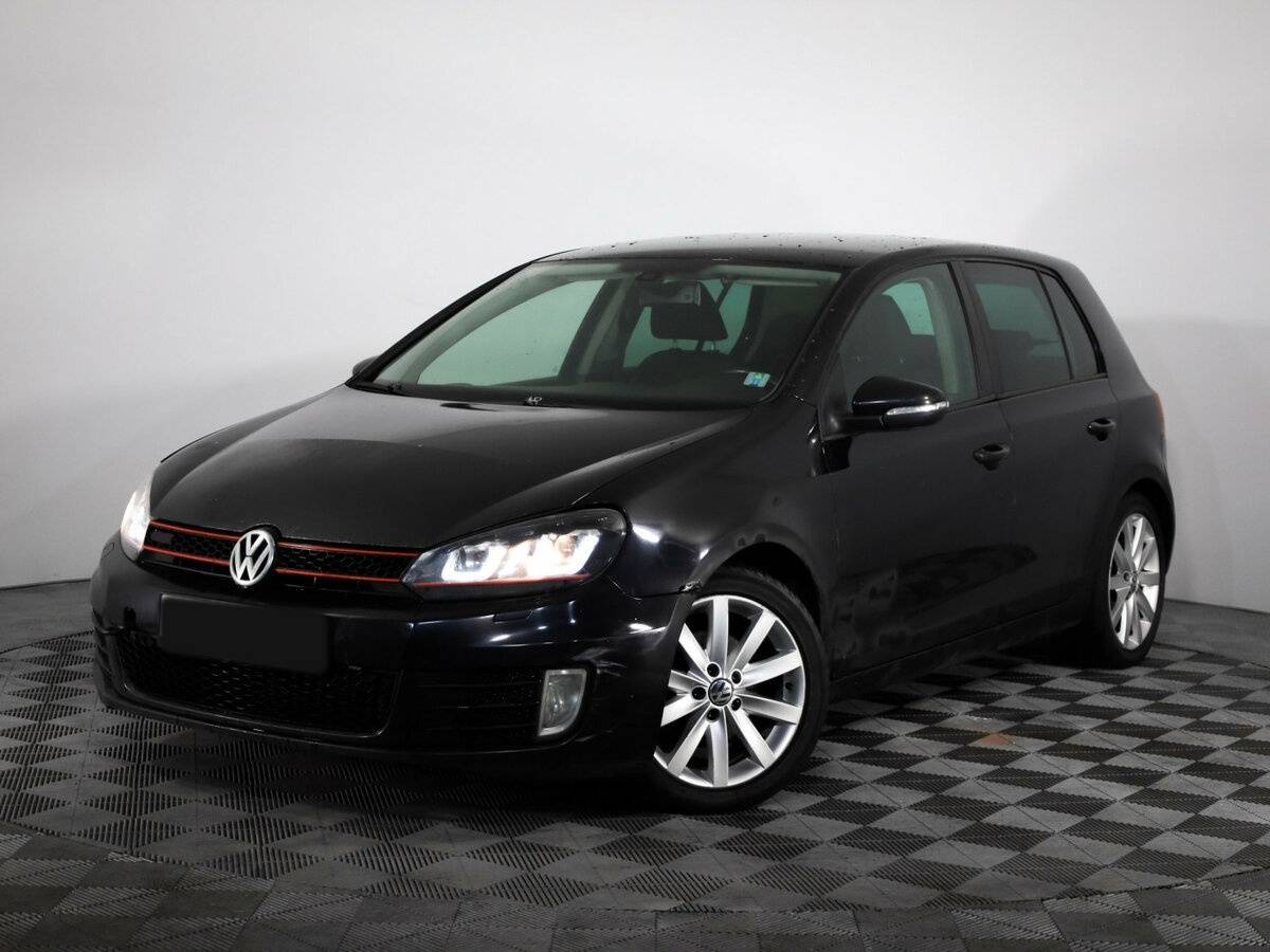 Купить Volkswagen Golf с пробегом. Посмотреть фото