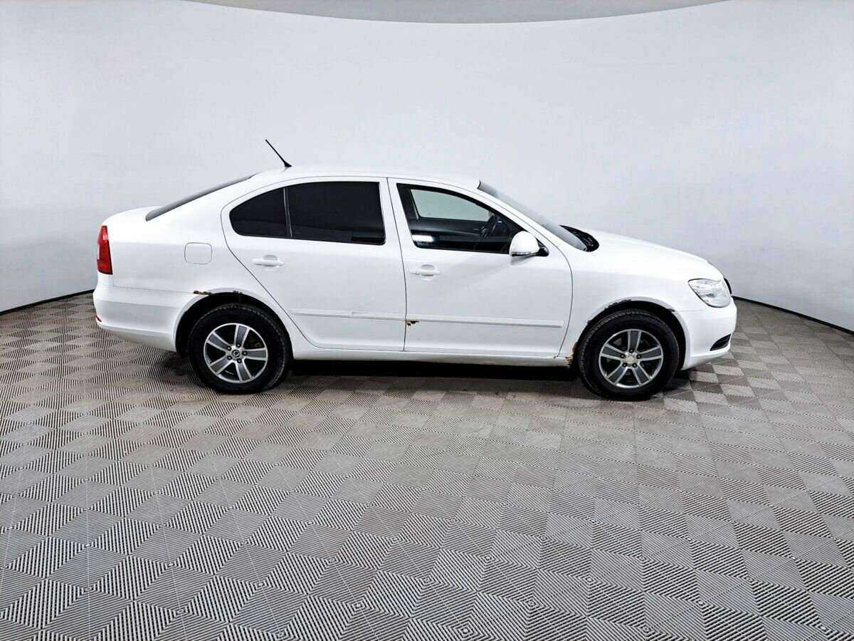 Купить Skoda Octavia с пробегом. Фото: #3