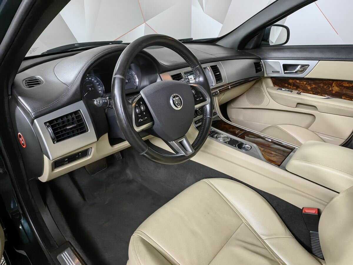 Купить Jaguar XF с пробегом. Фото: #13