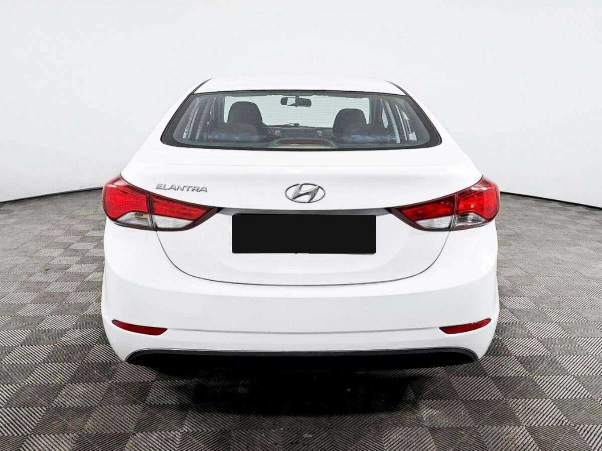 Купить Hyundai Elantra с пробегом. Фото: #5