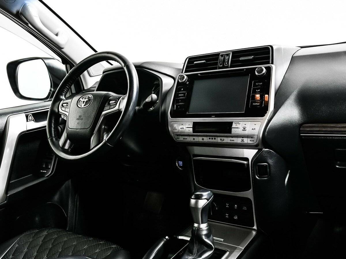 Купить Toyota Land Cruiser Prado с пробегом. Фото: #8