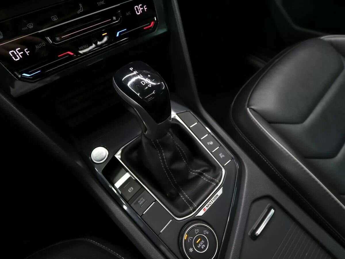 Купить Volkswagen Tiguan с пробегом. Фото: #19