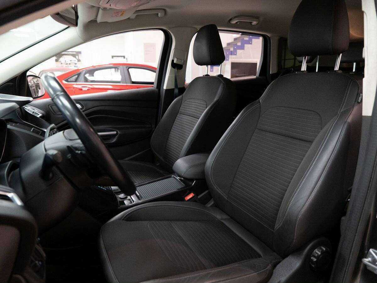 Купить Ford Kuga с пробегом. Фото: #5