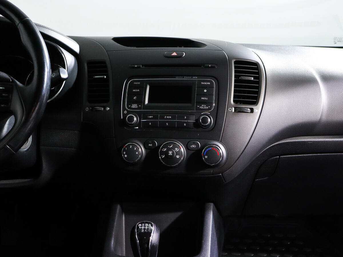 Купить Kia Cerato с пробегом. Фото: #12