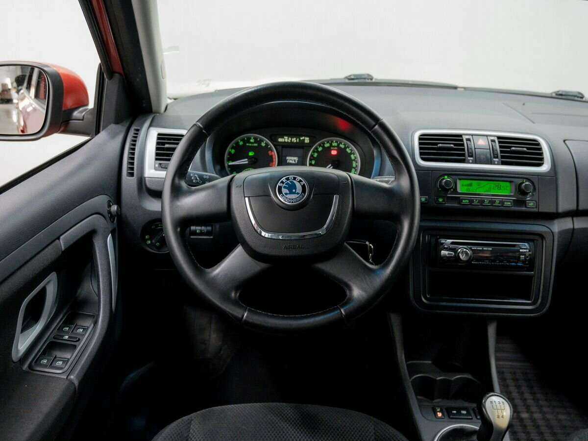 Купить Skoda Fabia с пробегом. Фото: #11