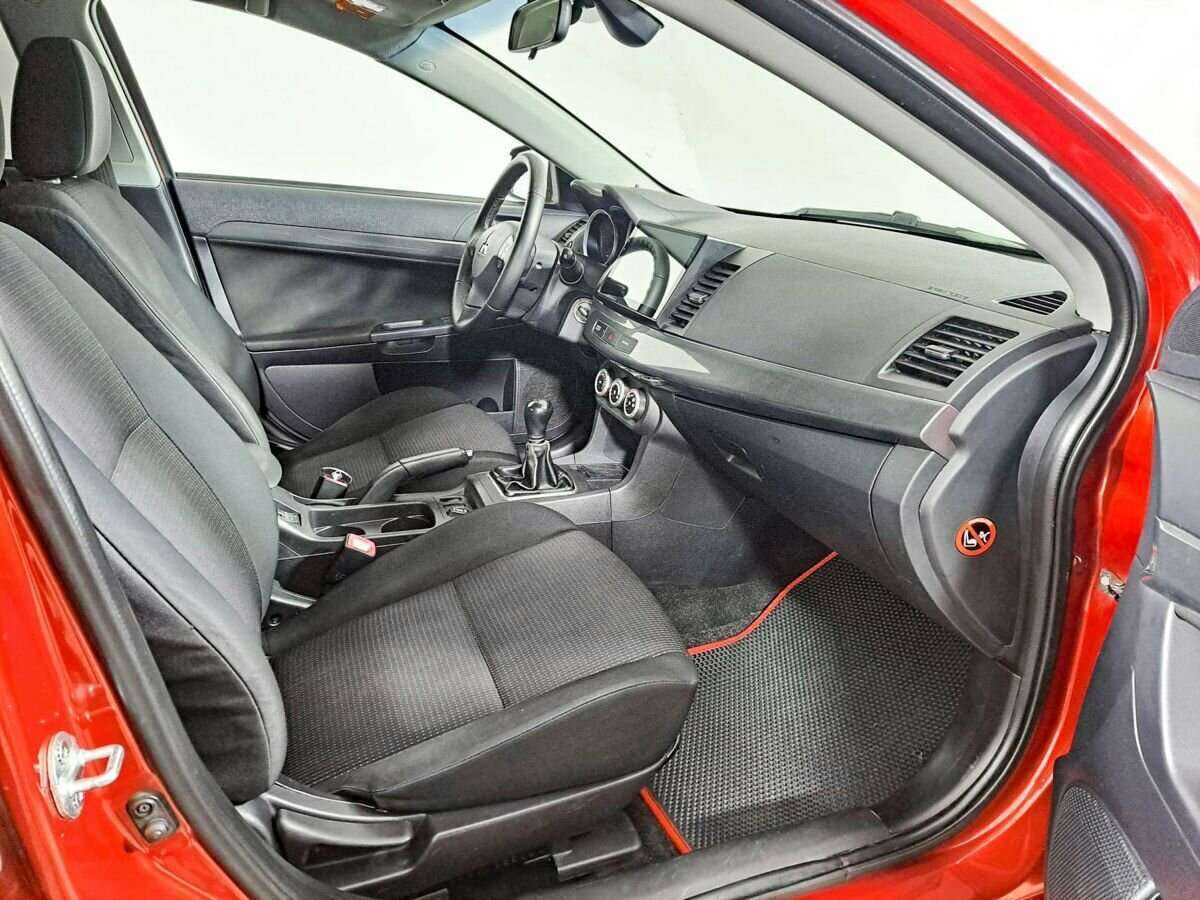 Купить Mitsubishi Lancer с пробегом. Фото: #6