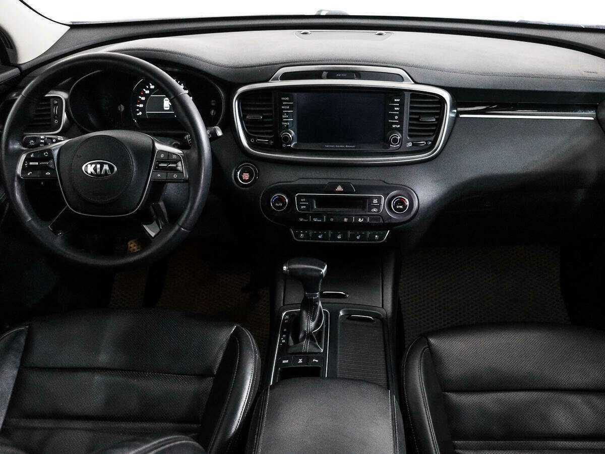 Купить Kia Sorento с пробегом. Фото: #12