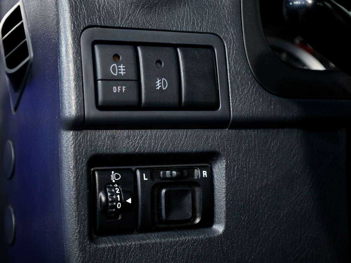 Купить Suzuki Jimny с пробегом. Фото: #12