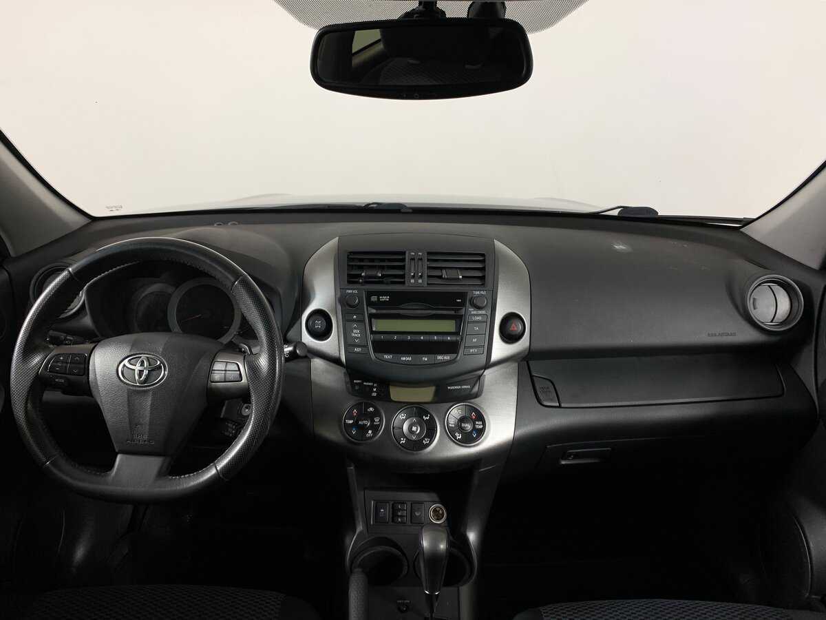 Купить Toyota RAV4 с пробегом. Фото: #12