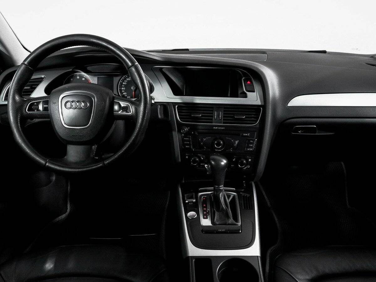 Купить Audi A4 с пробегом. Фото: #11