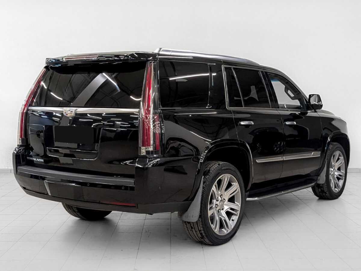 Купить Cadillac Escalade с пробегом. Фото: #4