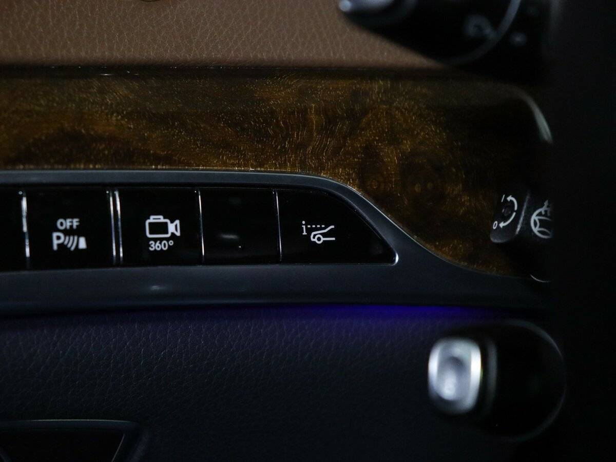 Купить Mercedes-Benz S-Класс с пробегом. Фото: #29