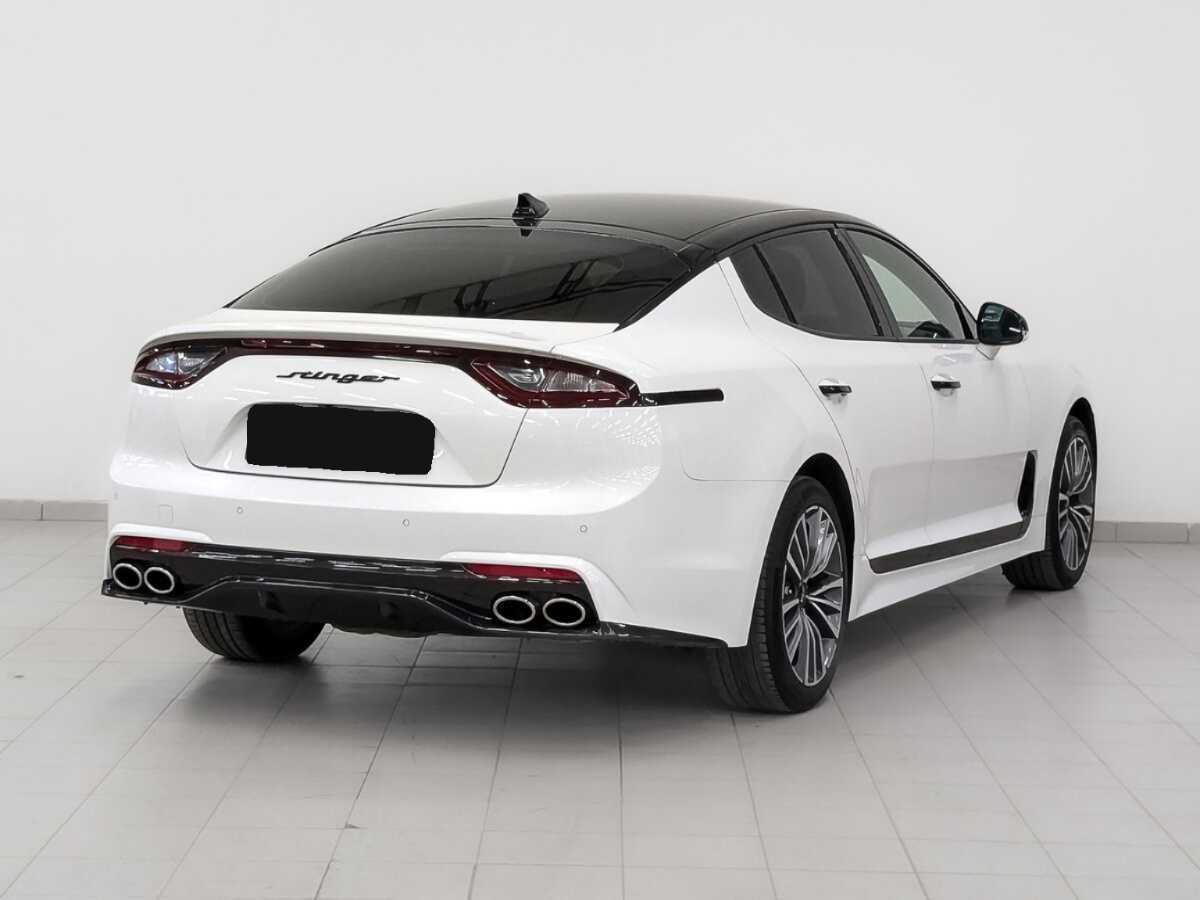 Купить Kia Stinger с пробегом. Фото: #4