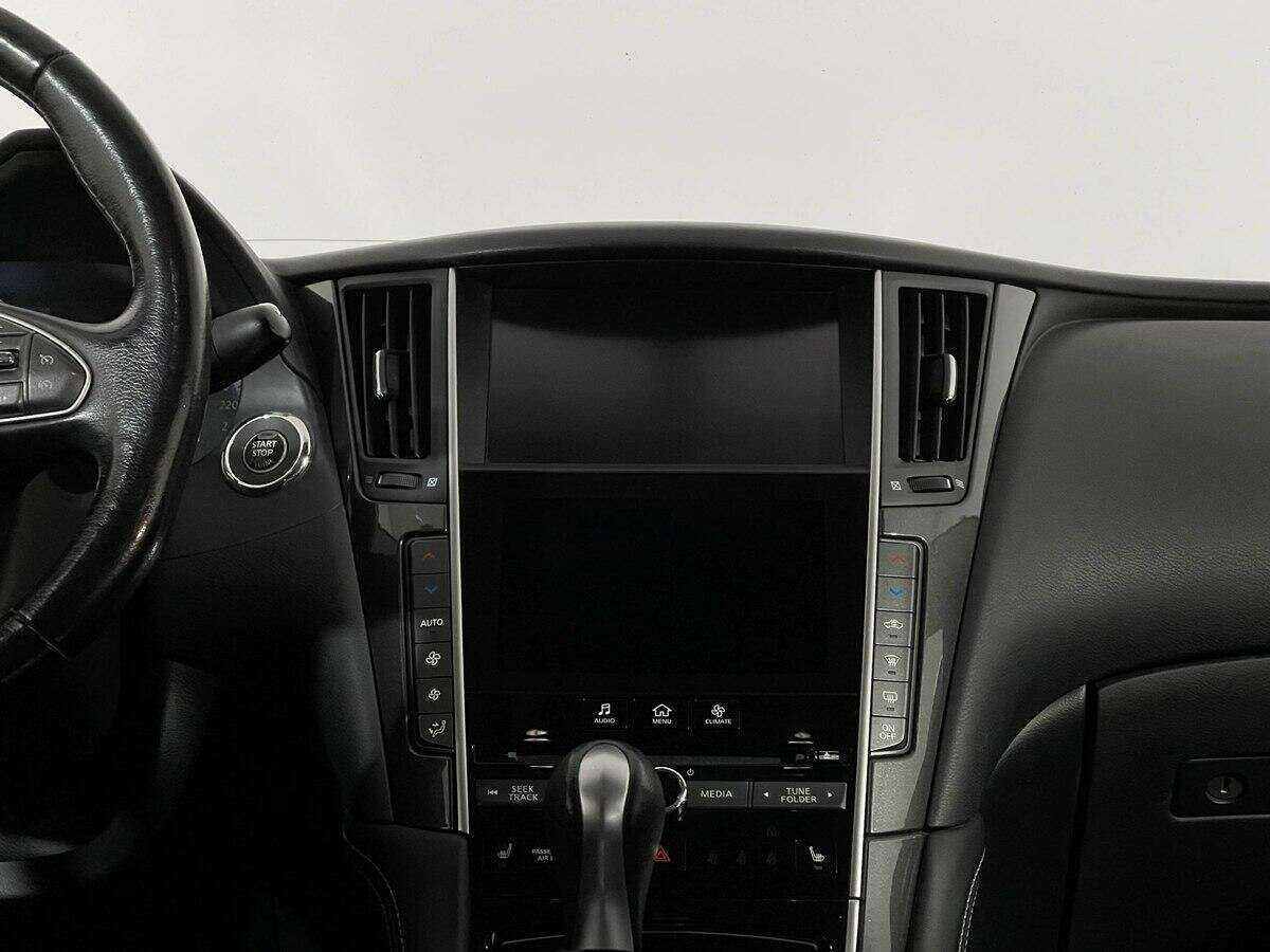 Купить Infiniti Q50 с пробегом. Фото: #9