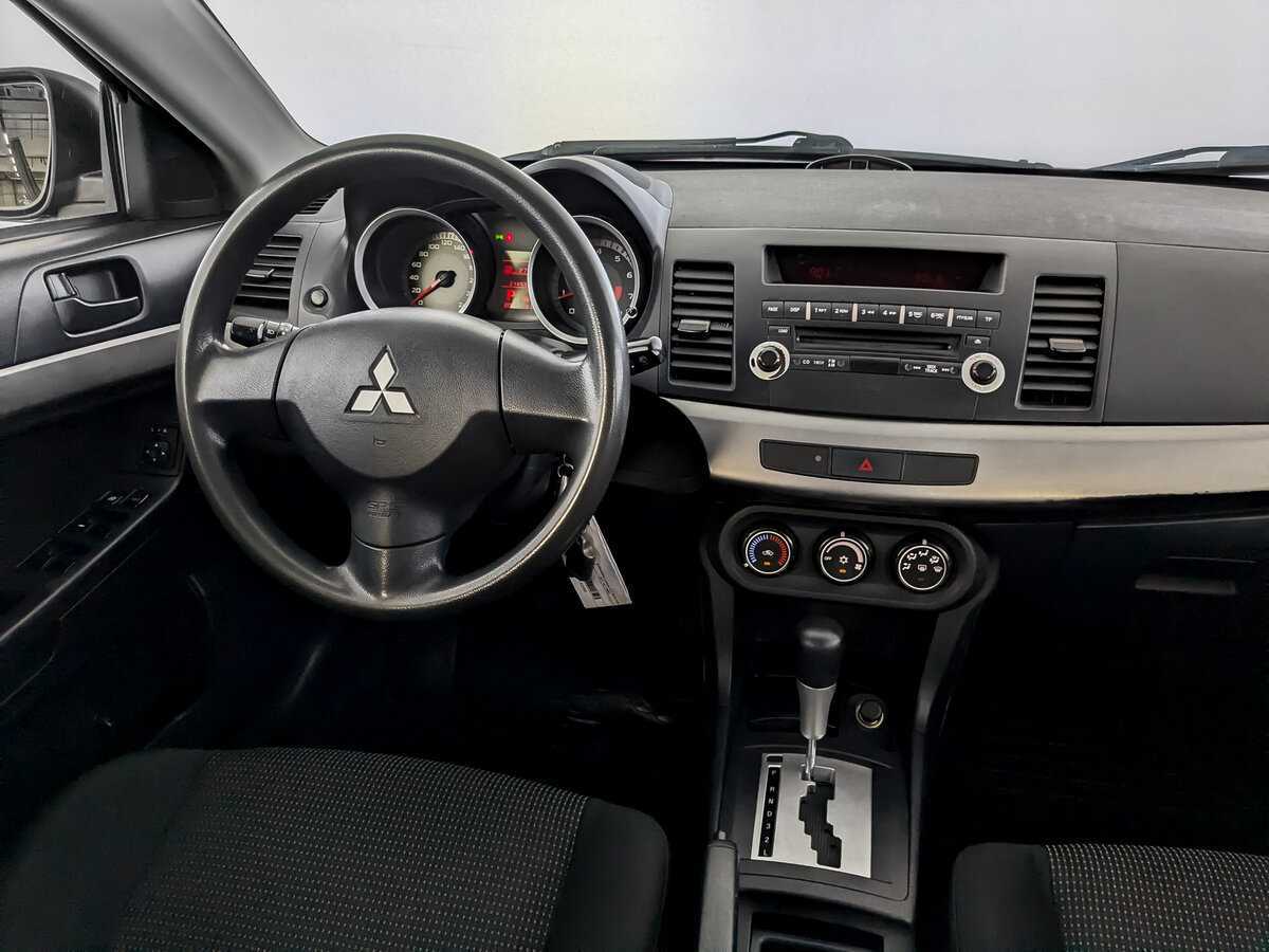 Купить Mitsubishi Lancer с пробегом. Фото: #24