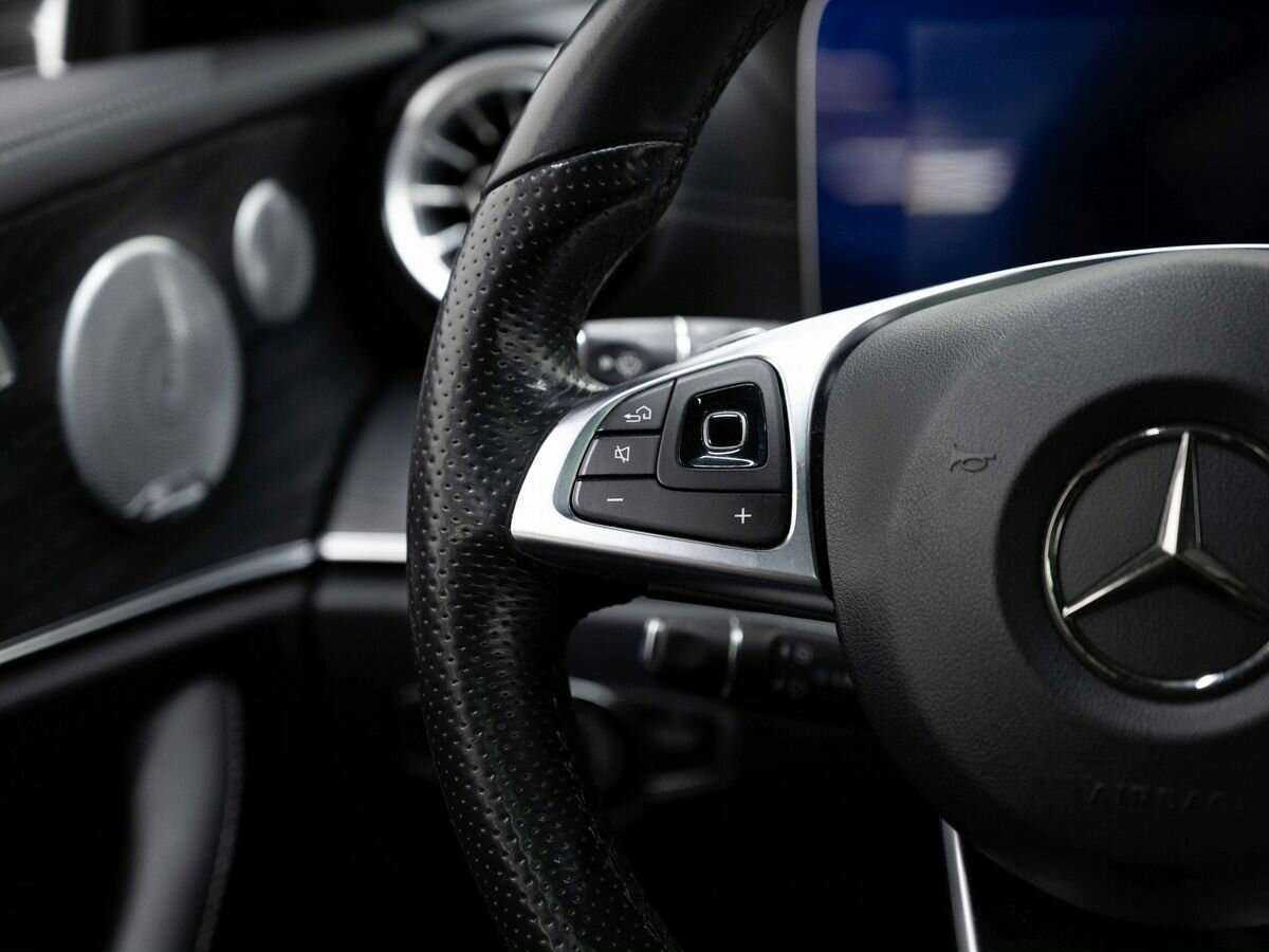 Купить Mercedes-Benz E-Класс с пробегом. Фото: #11