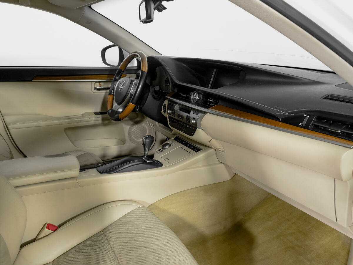 Купить Lexus ES с пробегом. Фото: #8