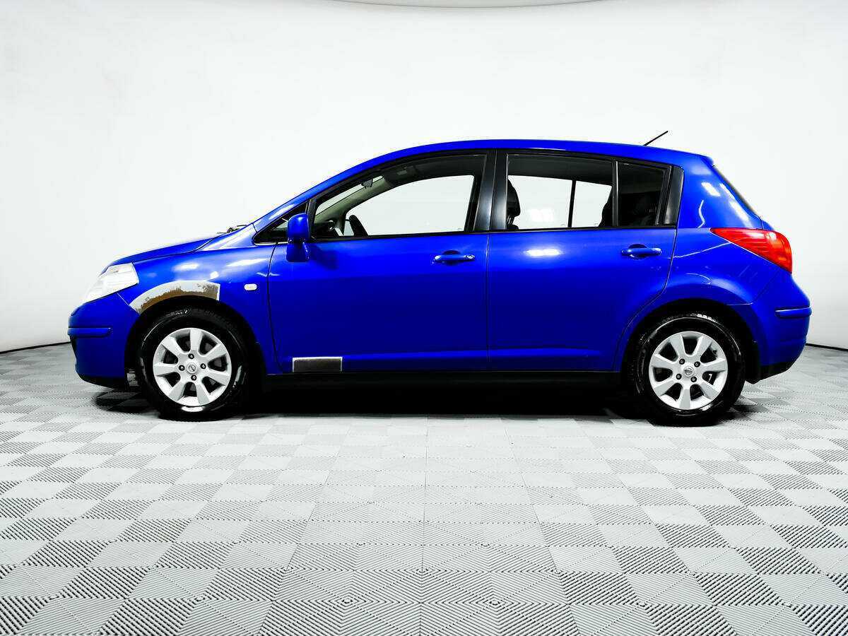 Купить Nissan Tiida с пробегом. Фото: #7