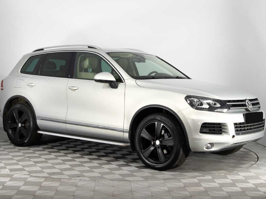 Купить Volkswagen Touareg с пробегом. Фото: #2