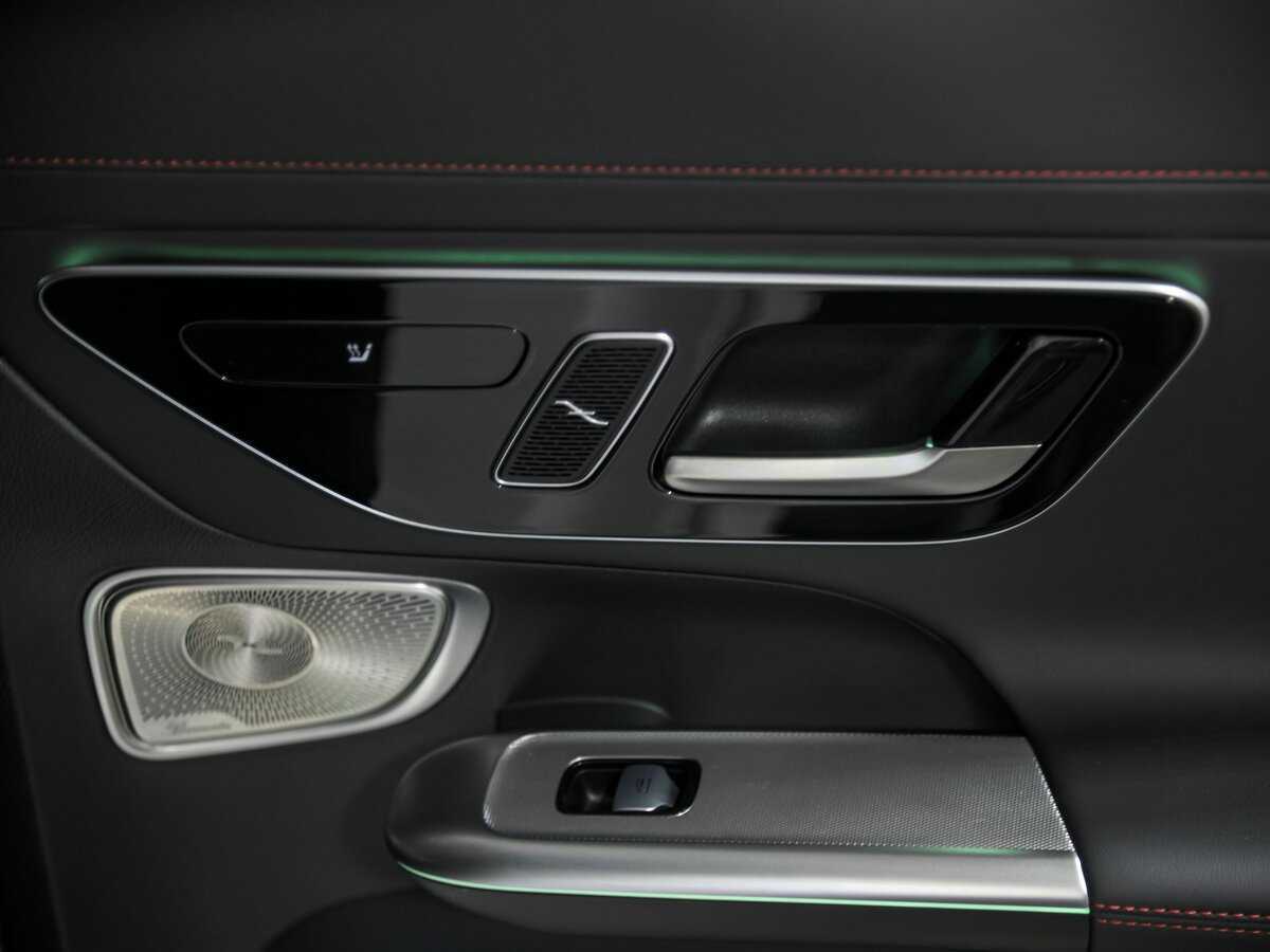 Купить Mercedes-Benz GLC AMG с пробегом. Фото: #23