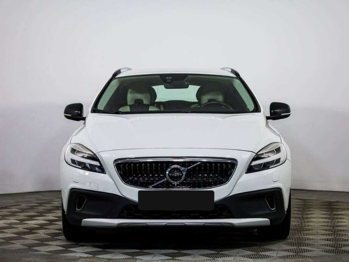 Купить Volvo V40 Cross Country с пробегом. Фото: #0