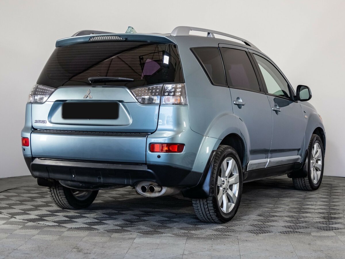 Купить Mitsubishi Outlander с пробегом. Фото: #3