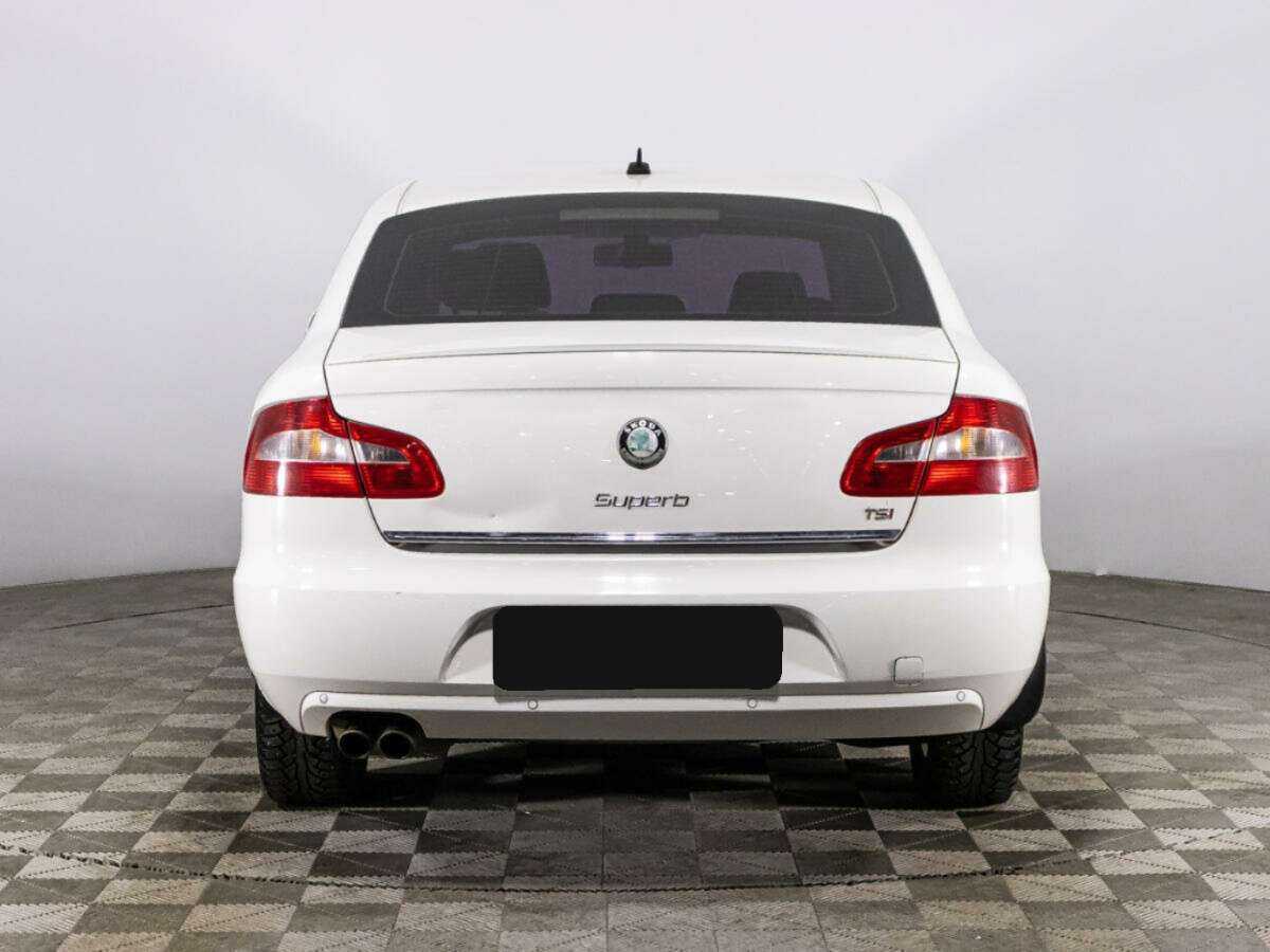 Купить Skoda Superb с пробегом. Фото: #5