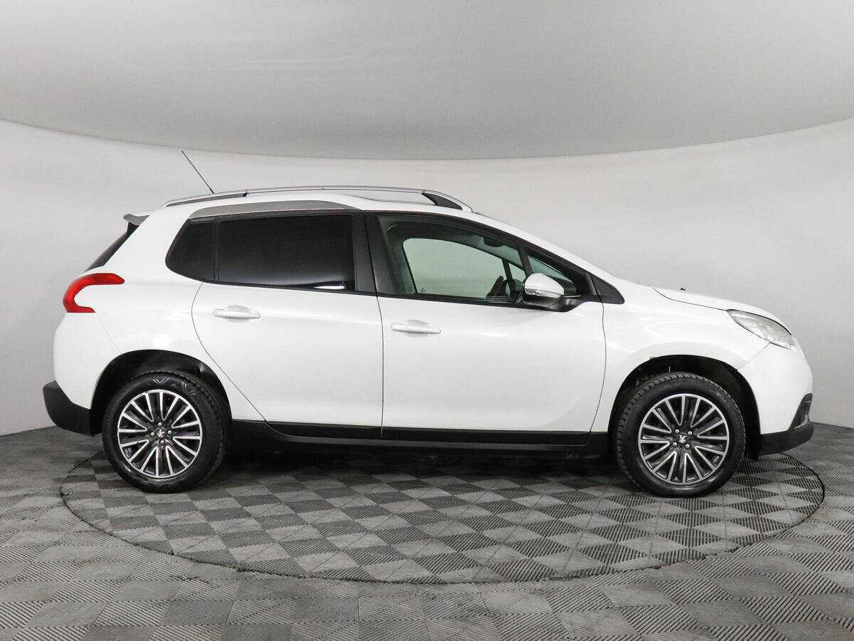 Купить Peugeot 2008 с пробегом. Фото: #3