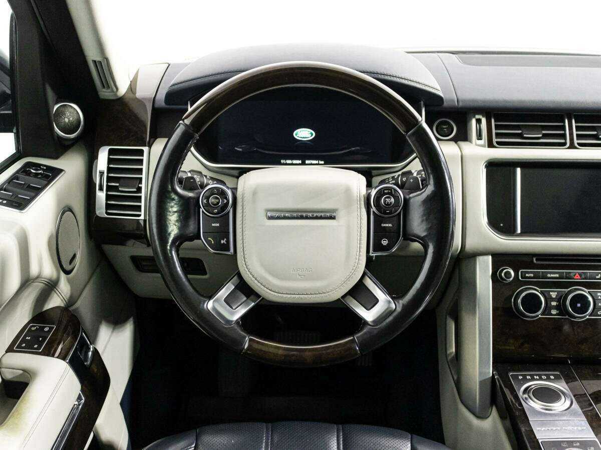 Купить Land Rover Range Rover с пробегом. Фото: #26