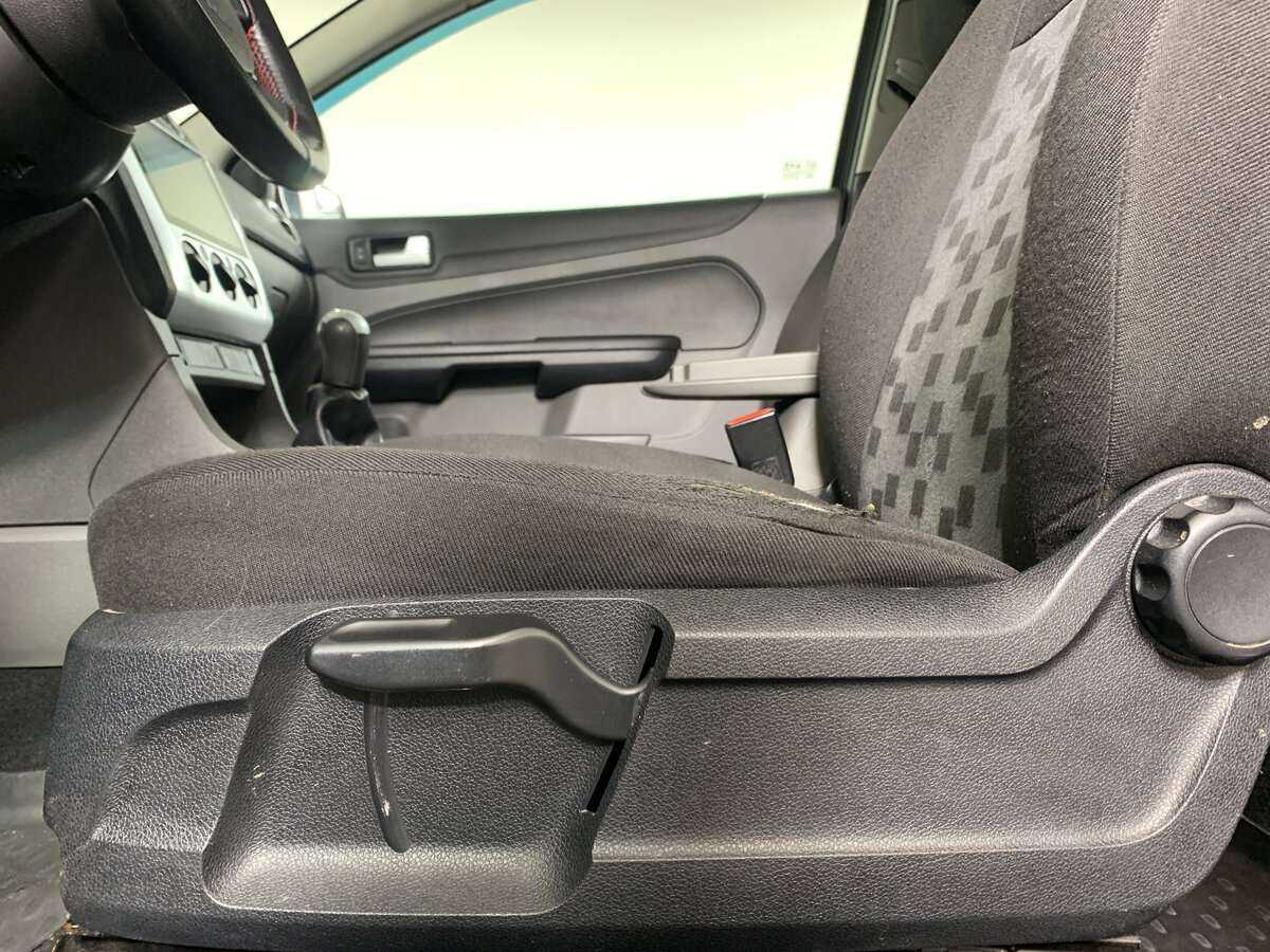 Купить Ford Focus с пробегом. Фото: #13