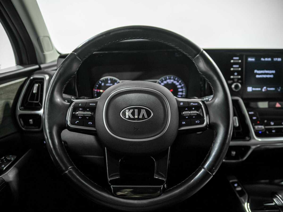 Купить Kia Sorento с пробегом. Фото: #8