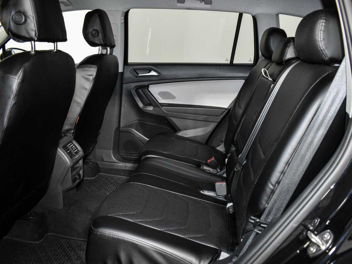 Купить Volkswagen Tiguan с пробегом. Фото: #9