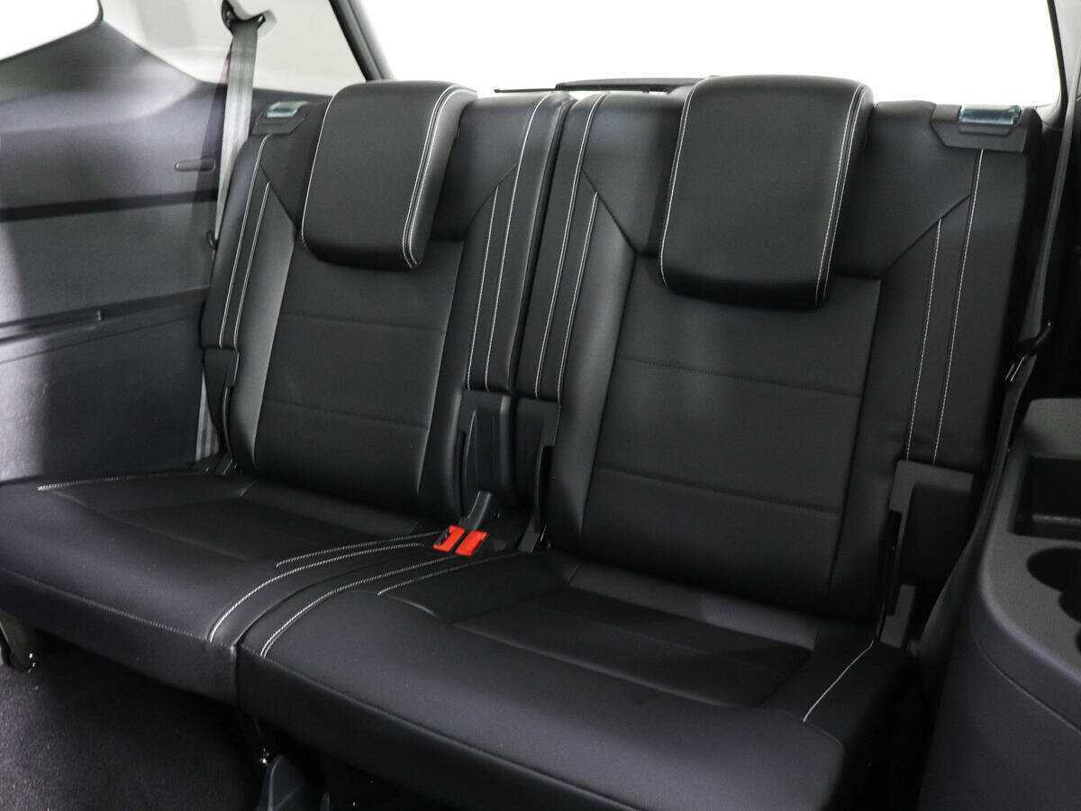 Купить Volkswagen Teramont с пробегом. Фото: #12