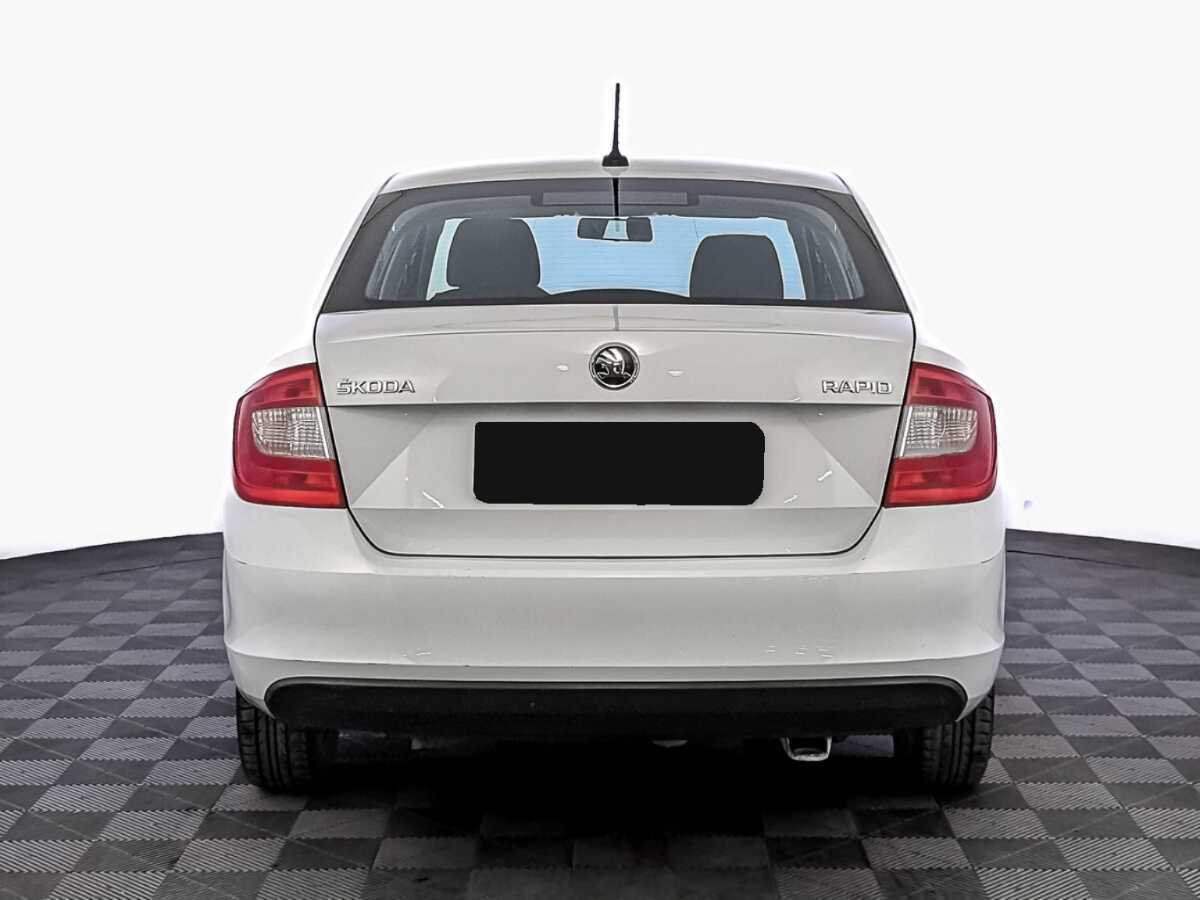 Купить Skoda Rapid с пробегом. Фото: #5