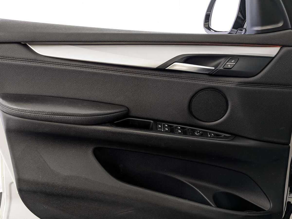 Купить BMW X5 с пробегом. Фото: #13