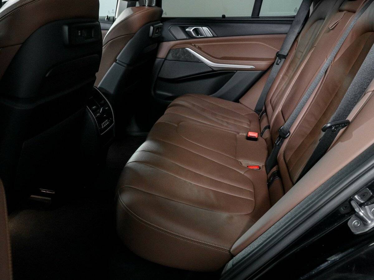 Купить BMW X5 с пробегом. Фото: #9