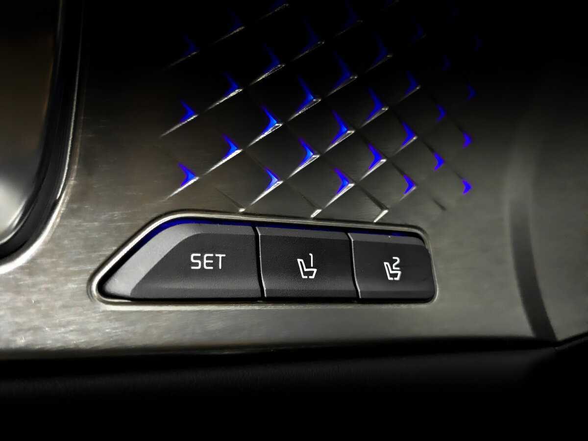 Купить Kia Sorento с пробегом. Фото: #19