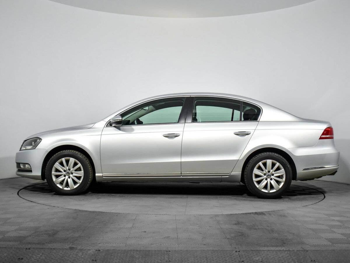 Купить Volkswagen Passat с пробегом. Фото: #7