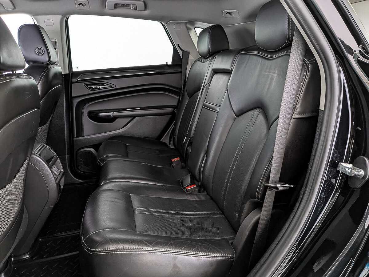 Купить Cadillac SRX с пробегом. Фото: #17