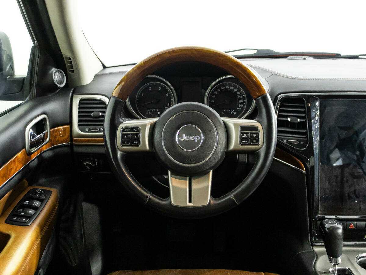 Купить Jeep Grand Cherokee с пробегом. Фото: #19