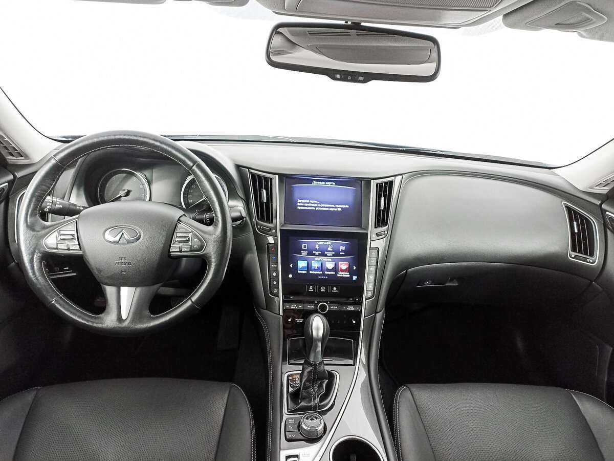Купить Infiniti Q50 с пробегом. Фото: #11
