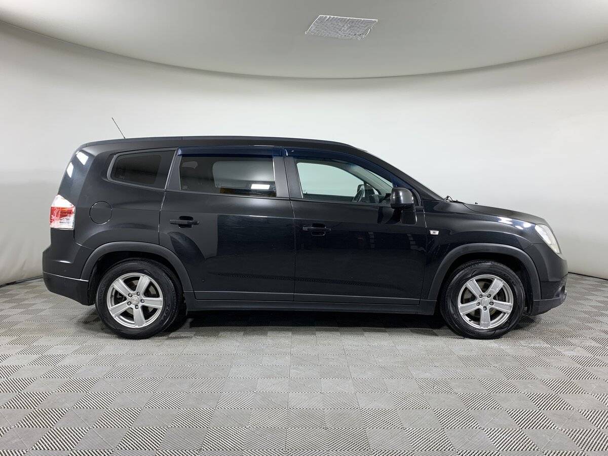 Купить Chevrolet Orlando с пробегом. Фото: #3