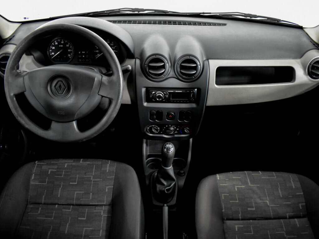 Купить Renault Logan с пробегом. Фото: #9