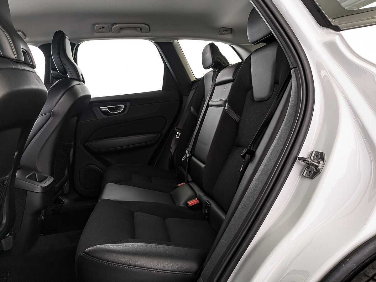 Купить Volvo XC60 с пробегом. Фото: #16