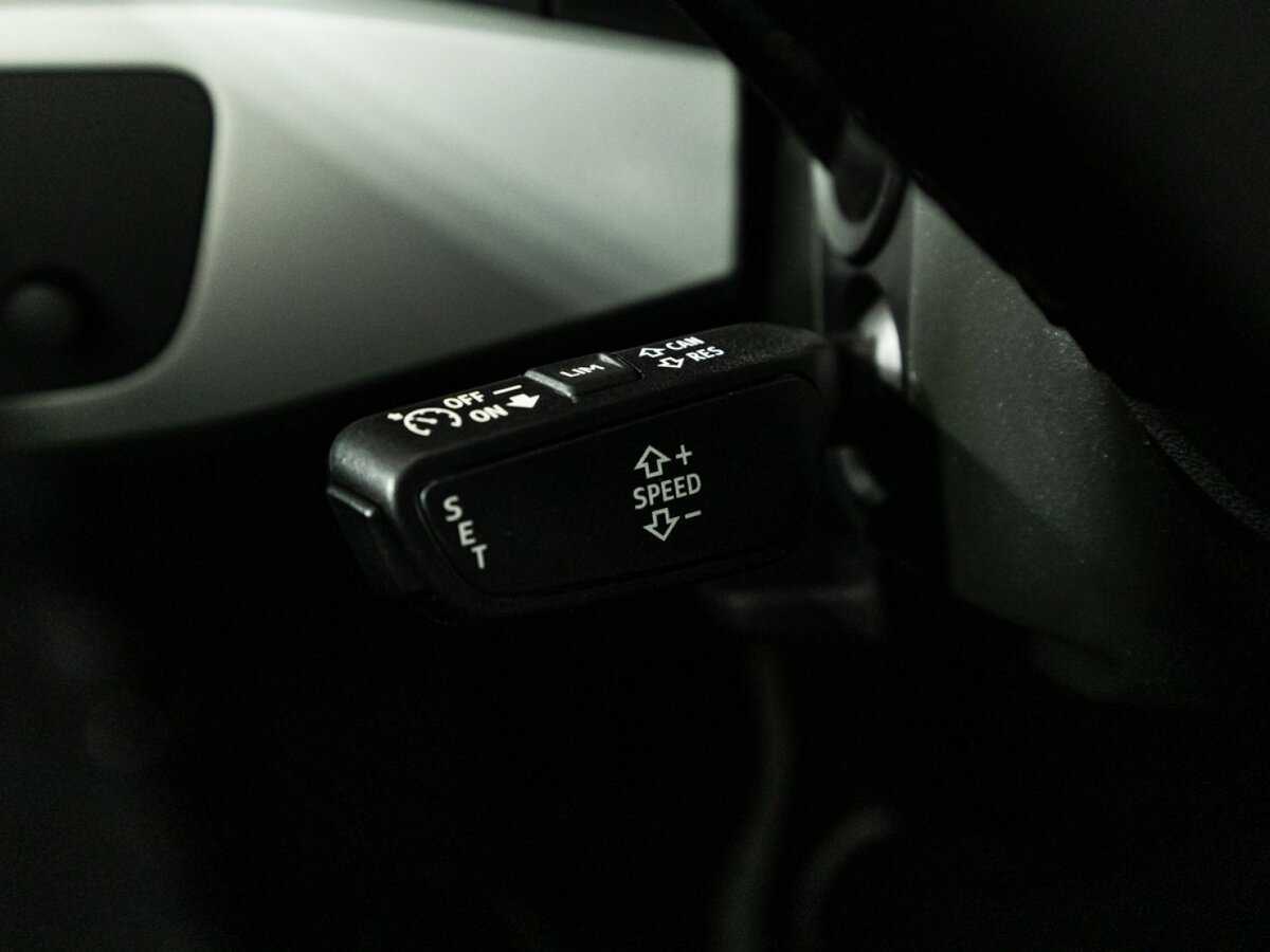 Купить Audi A4 с пробегом. Фото: #17