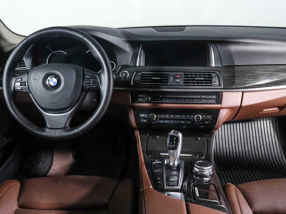Купить BMW 5 серии с пробегом. Фото: #11
