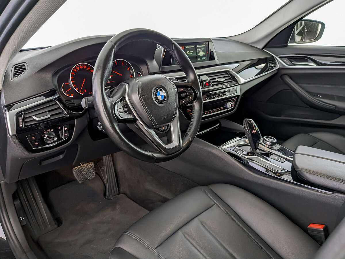 Купить BMW 5 серии с пробегом. Фото: #11