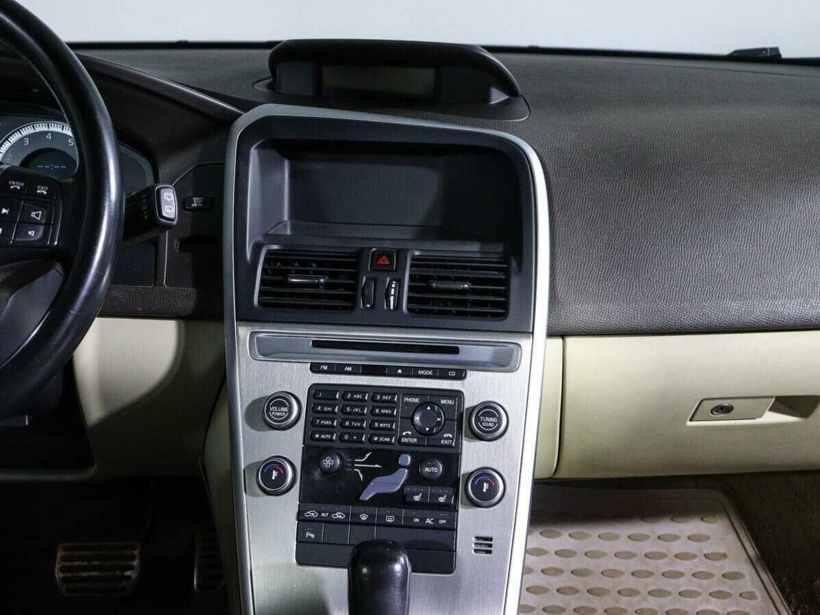 Купить Volvo XC60 с пробегом. Фото: #10