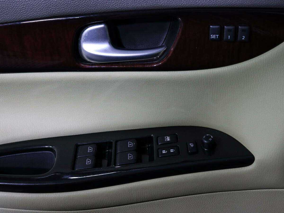 Купить Infiniti EX с пробегом. Фото: #14