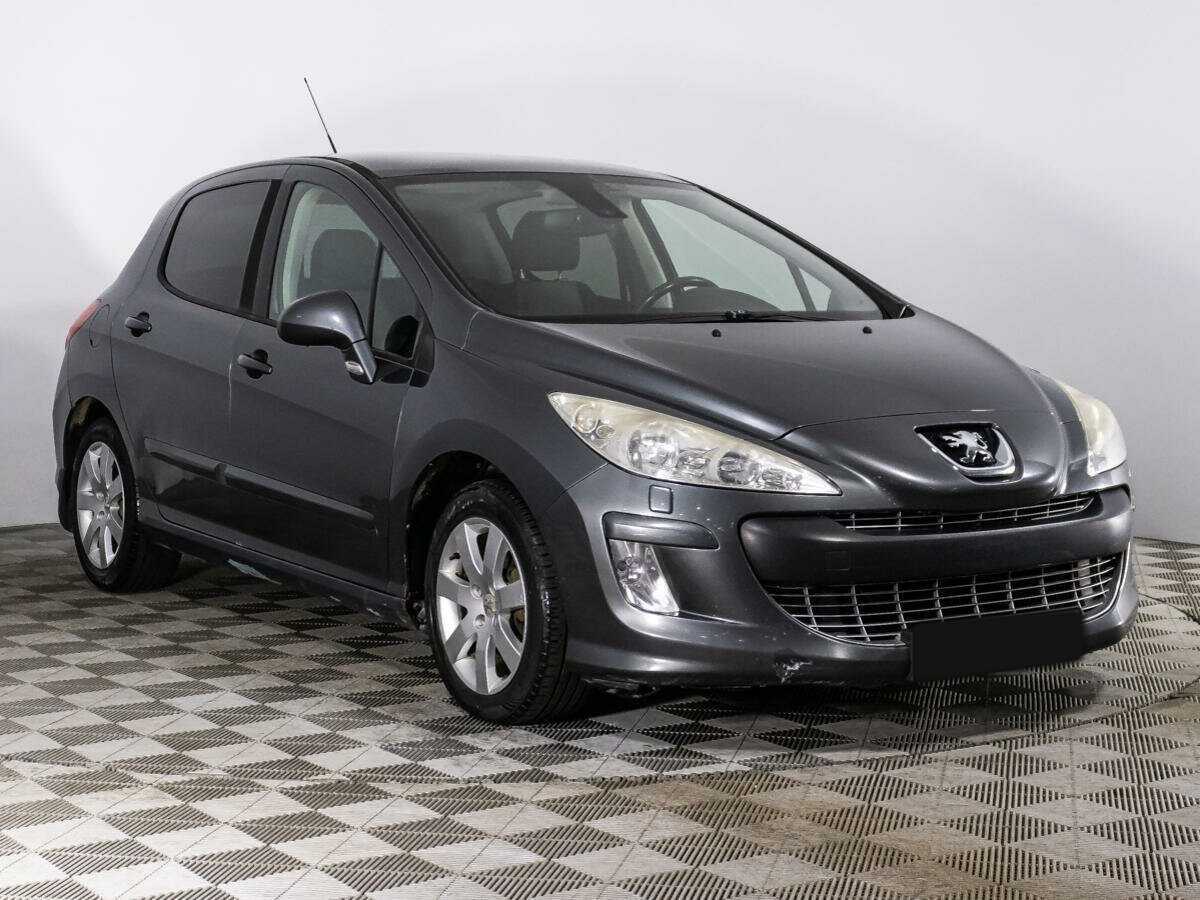 Купить Peugeot 308 с пробегом. Фото: #2